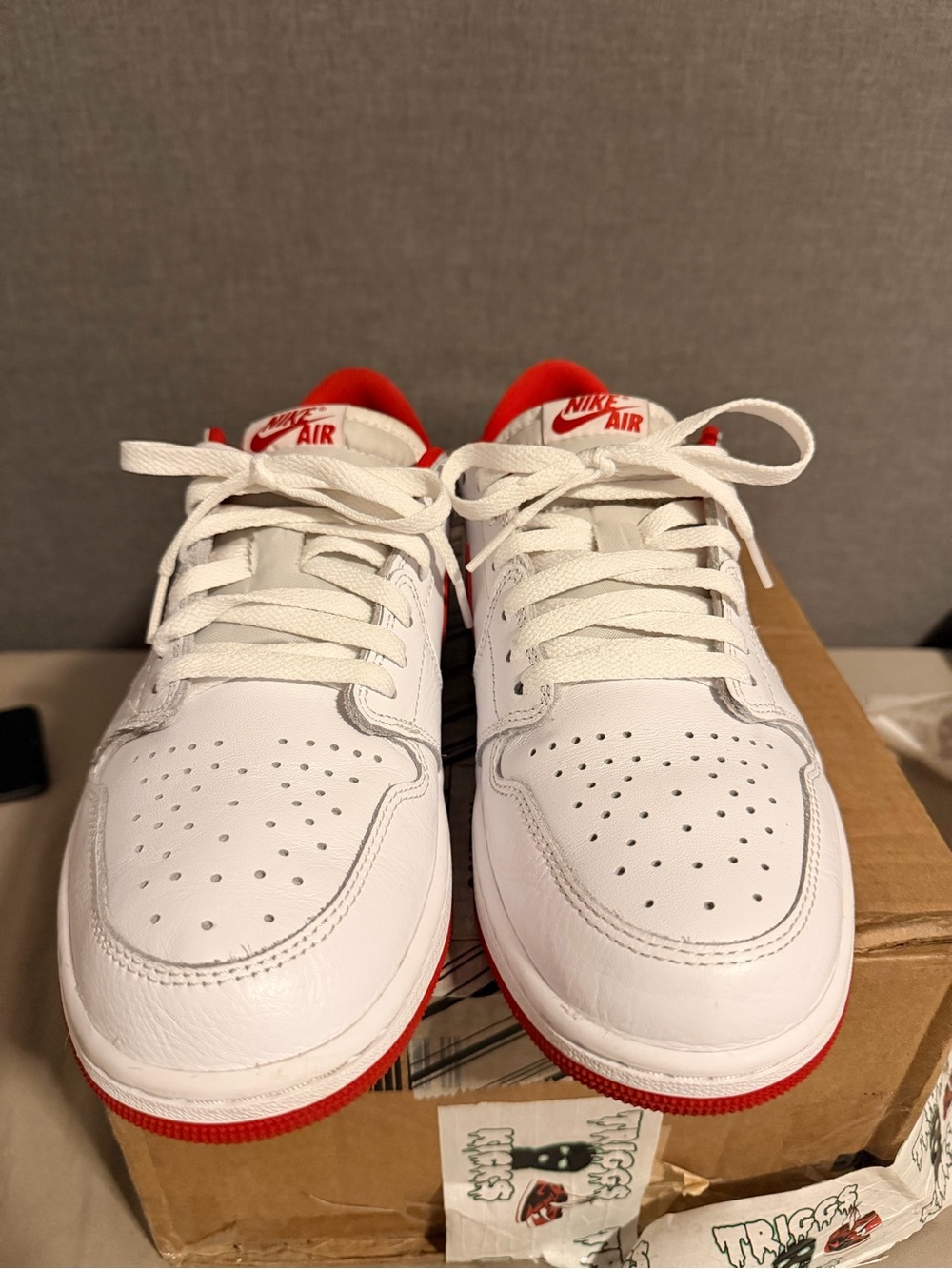 Nike Men’s Low-Top Sneakers in White and Red